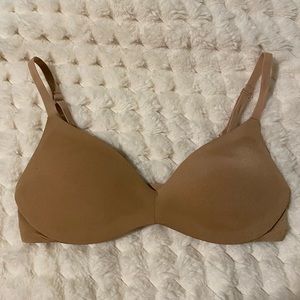 Skims Wireless Form Bra